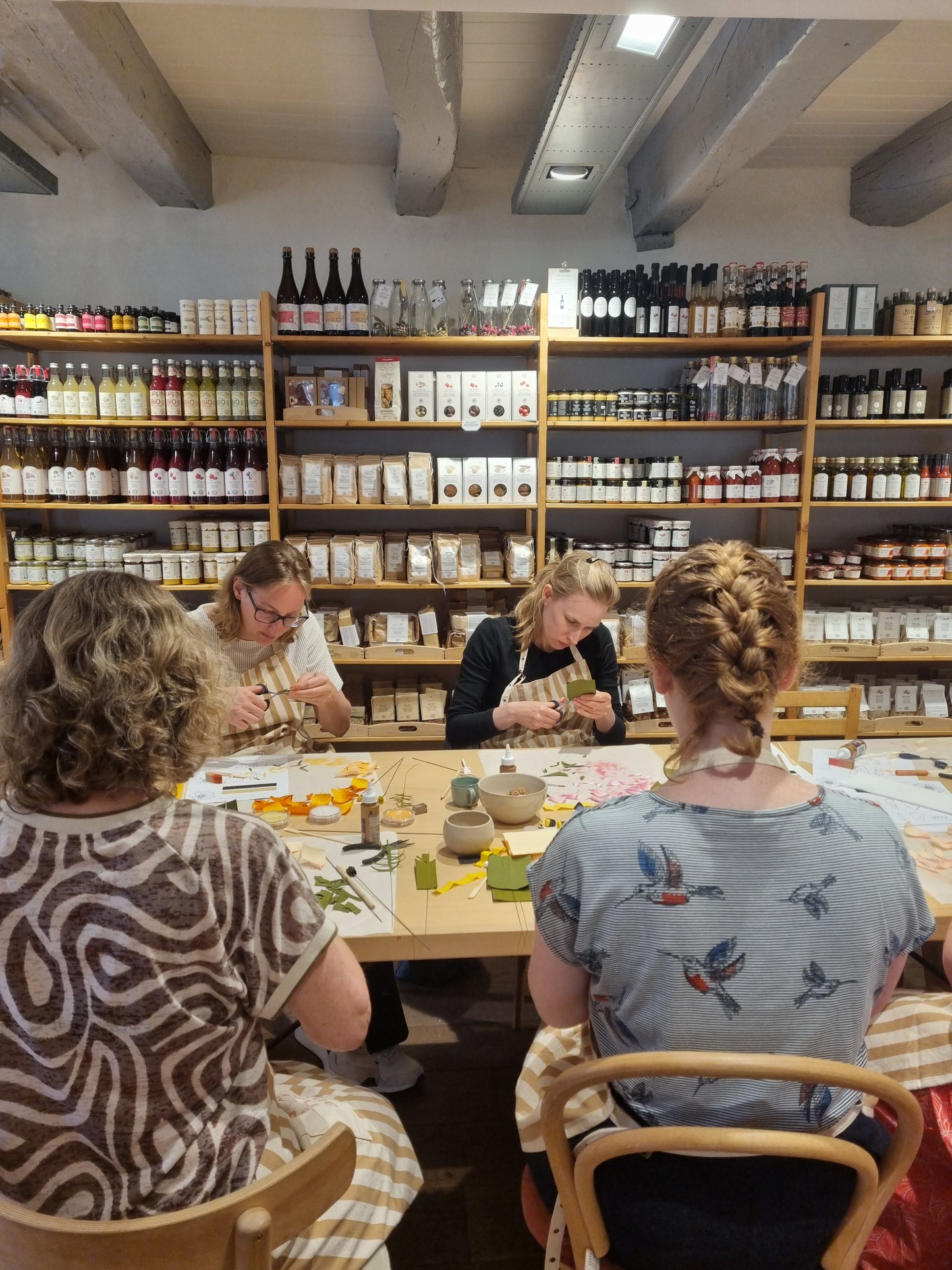Workshop papieren bloemen bij Dille & Kamille (zondagmiddag 27 september 13:00 - 16:00)