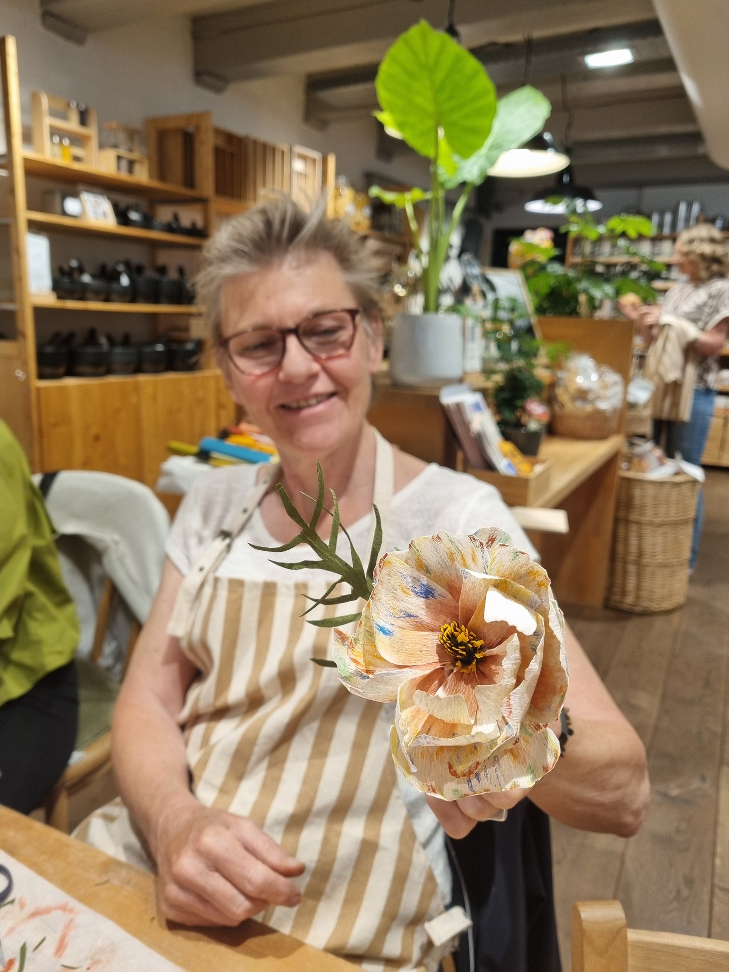 Workshop papieren bloemen bij Dille & Kamille (zondagmiddag 27 september 13:00 - 16:00)