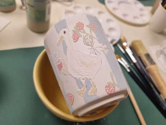 Pottery painting: maak je eigen mok! (vrijdag 28 augustus 15:00 - 18:00)