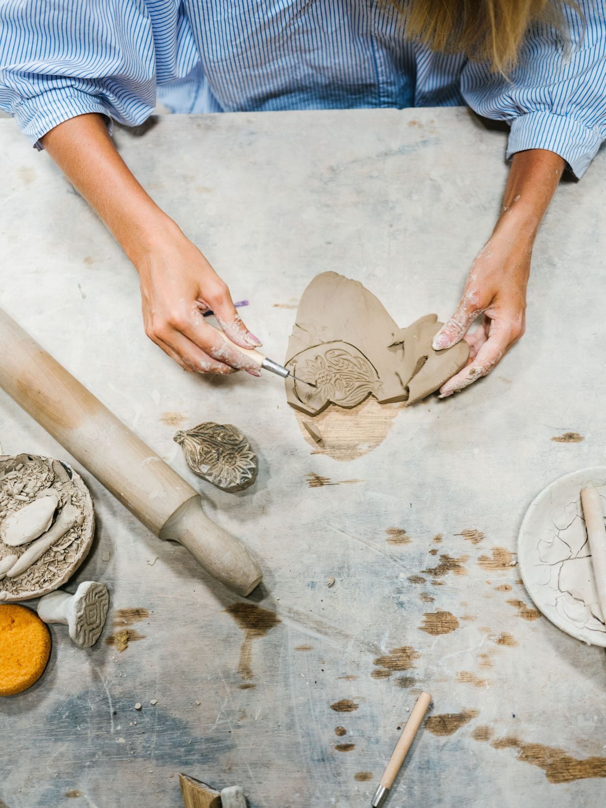 Workshop keramieken kerstornamenten maken (woensdag 11 november 19:00 - 21:30)