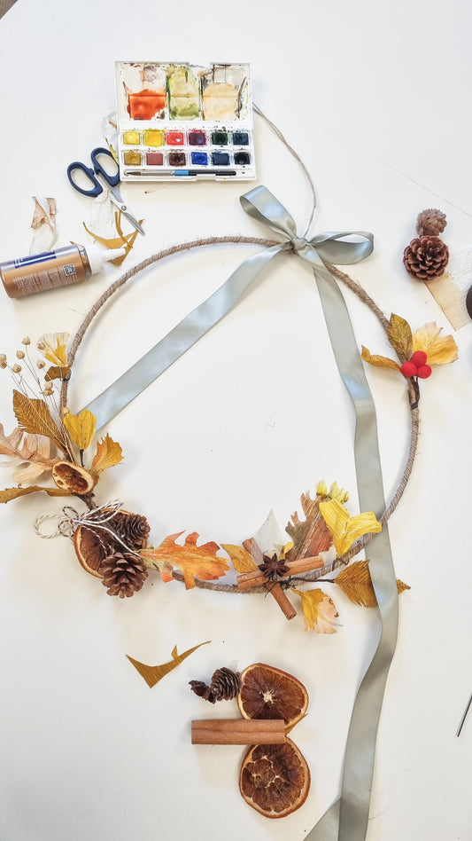 Workshop herfstkrans van papier & natuurlijke materialen (vrijdagavond 2 oktober 19:00 - 21:30)