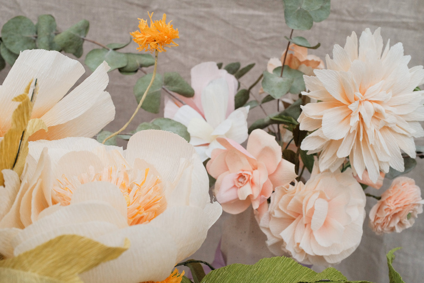 Everlasting Love: Maak je eigen trouwboeket | Make your own bridal bouquet (workshop op maat, prijs in overleg)