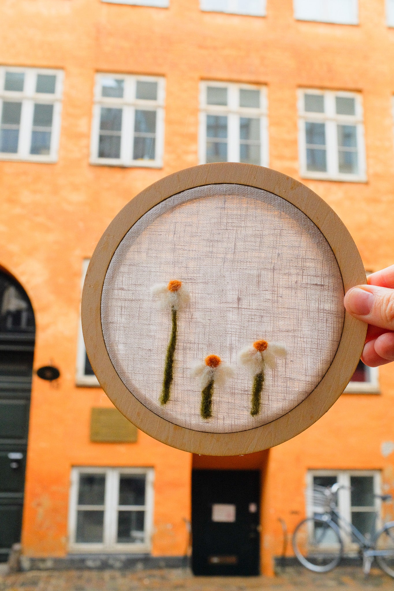 SOMMARSTUGA - viltschilderij diy box