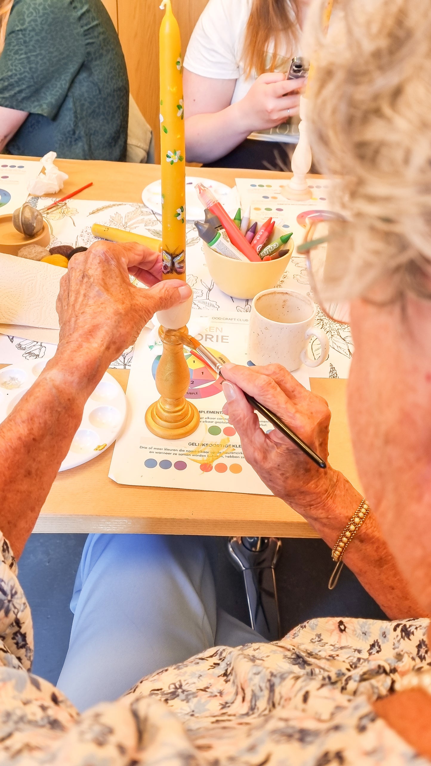 Candle painting met natuurlijke bijenwaskaarsen (zaterdag 7/6 10.00 - 11.30)